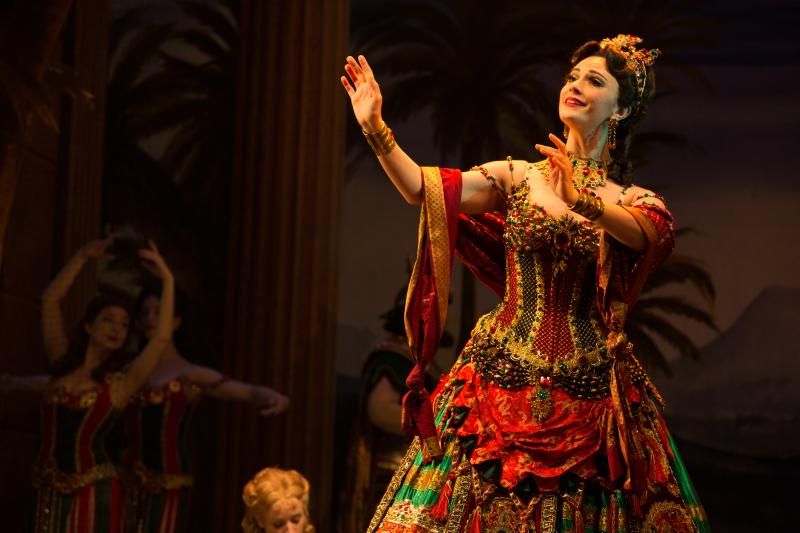 THE PHANTOM OF THE OPERA: Why Are Its PHANS So Obsessed With Andrew Lloyd Webber's Musical? Image