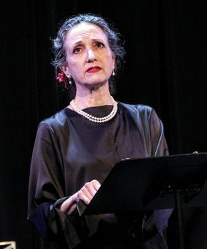 Bebe Neuwirth Photo