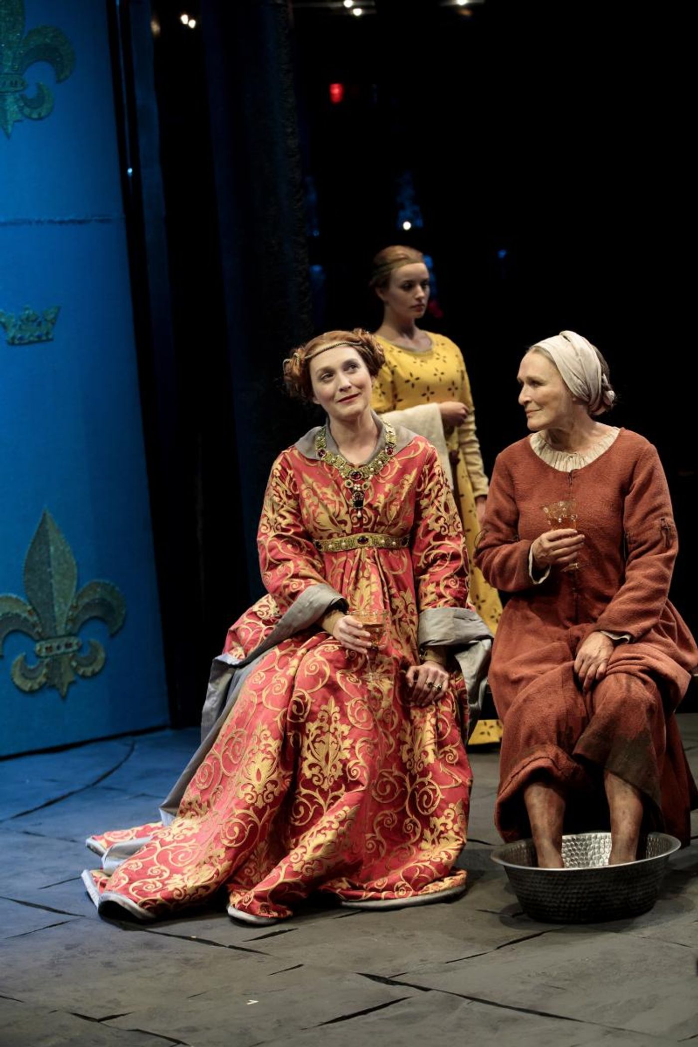 Review: Glenn Close is Joan of Arc's Bewildered Mom in Jane Anderson's MOTHER OF THE MAID  Image