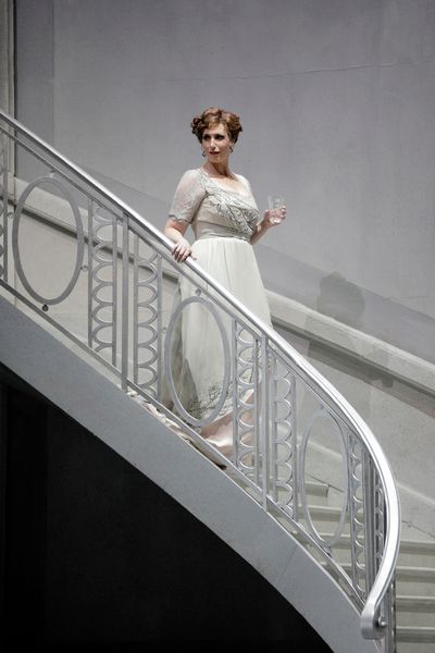 Ellie Dehn as Arabella Photo