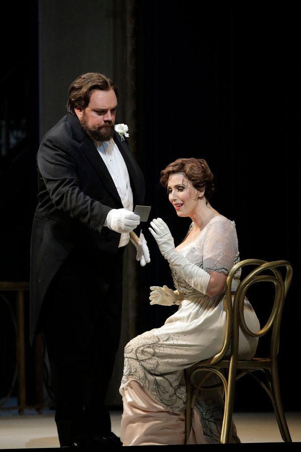 Brian Mulligan as Mandryka and Ellie Dehn in the title role Photo