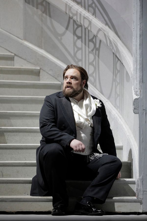 Brian Mulligan as Mandryka Photo