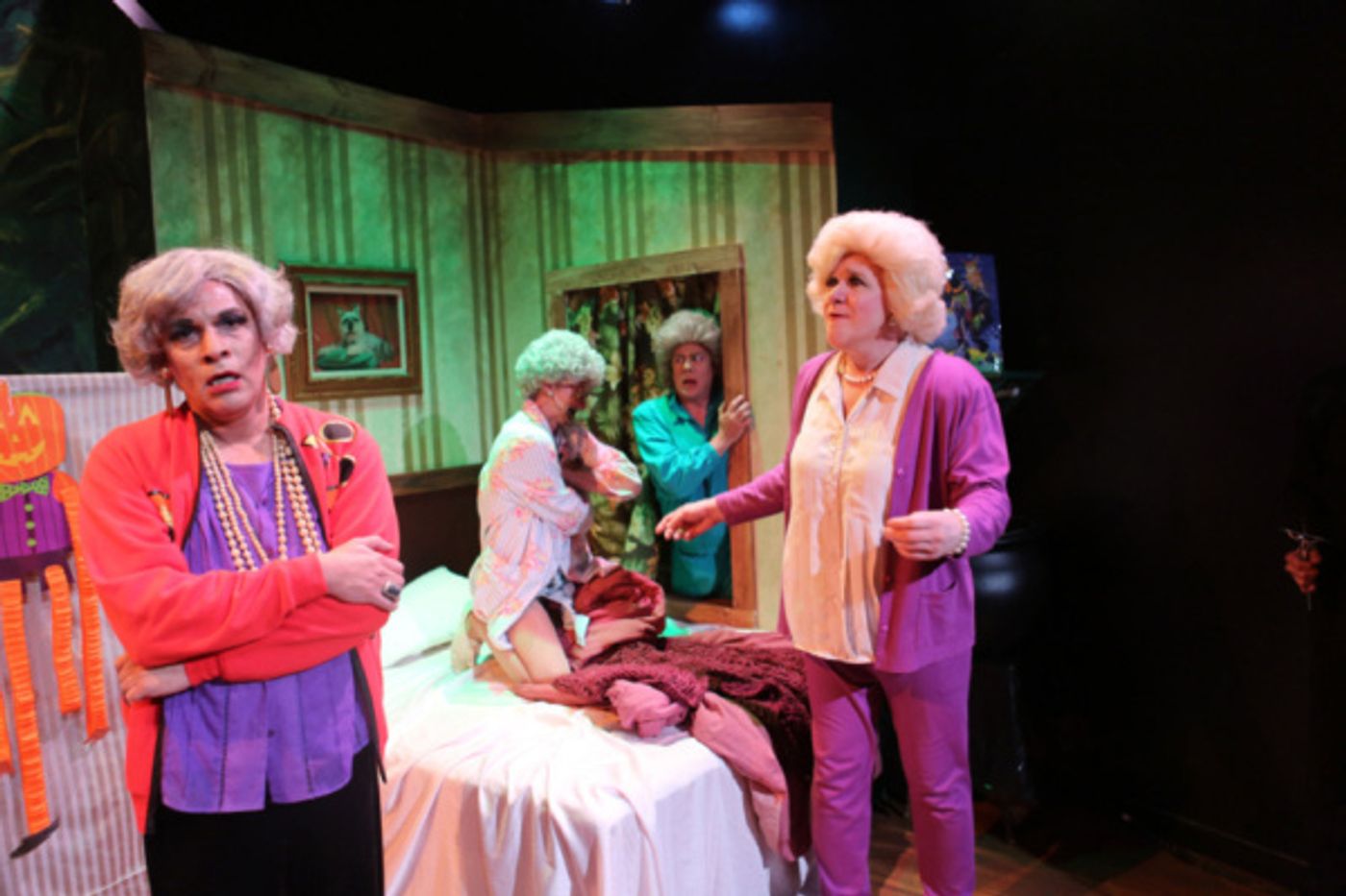 Photo Flash: Inside Hell In A Handbag's THE GOLDEN GIRLS: BEA AFRAID! - The Halloween Edition  Image