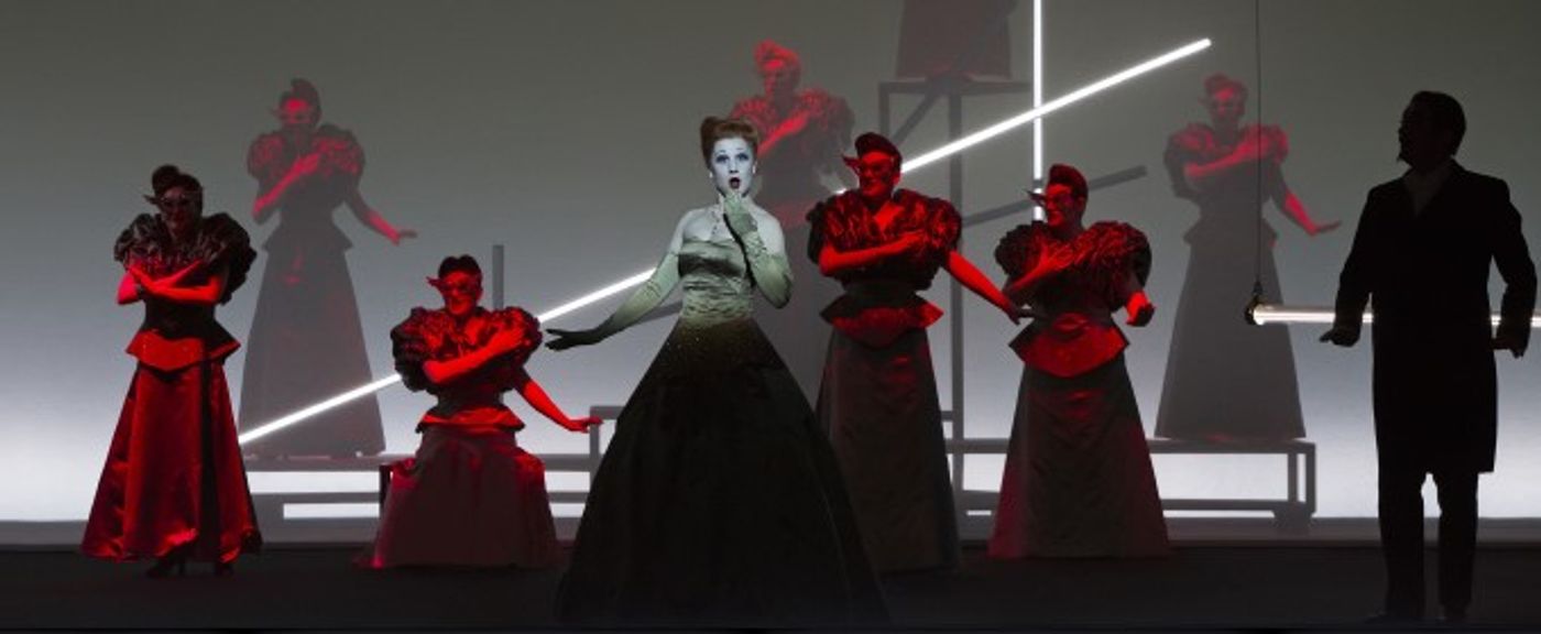 Review: LA TRAVIATA at Grand Théâtre Review: LA TRAVIATA at Grand Théâtre Image