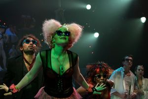 Trent Saunders, Daisy Wright, Christina Sajous, Zach Cossman, Alyse Alan Louis @ BroadwayWorld Trent Saunders, Daisy Wright, Christina Sajous, Zach Cossman, Alyse Alan Louis Photo