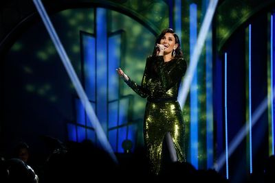 Idina Menzel Photo