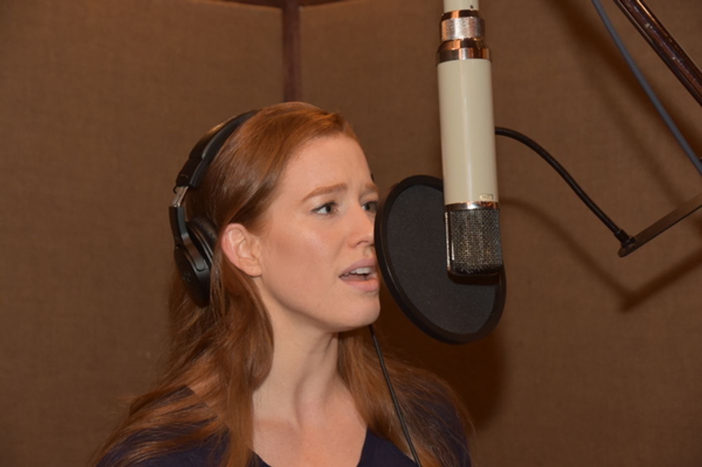 Exclusive Photo Coverage: BEAUTIFUL's Kennedy Caughell Belts It Out for Carols For A Cure!  Image