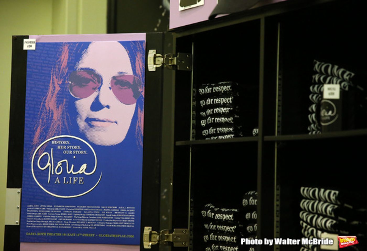 Photo Coverage: The Cast of GLORIA: A LIFE Takes Their Opening Night Bows  Image