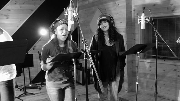 Exclusive Photo Coverage: ONCE ON THIS ISLAND Cast Decks the Halls for Carols For A Cure! — photo 2 of 10