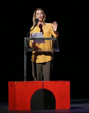 Sharon Lawrence Photo