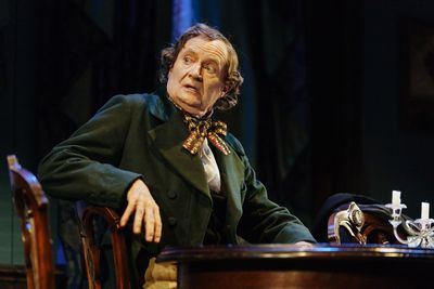 Jim Broadbent Photo