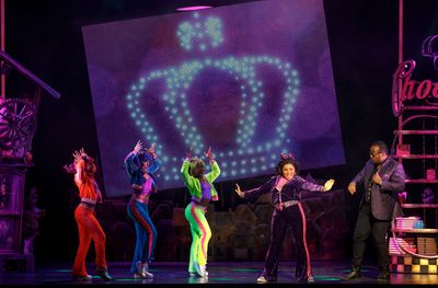 Brynn Williams as Violet Beauregarde, David Samuel as Mr. Beauregarde Photo