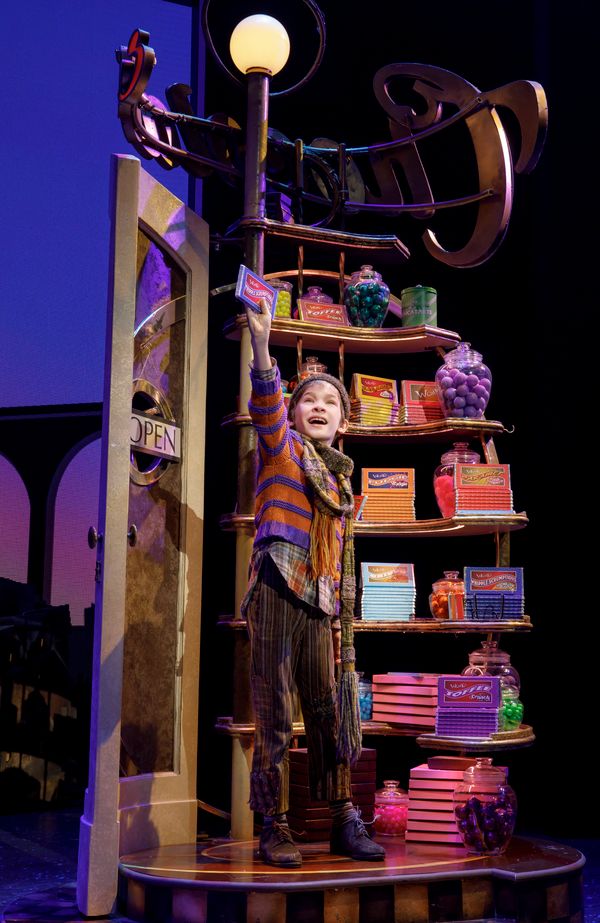 Photo Flash: See What the Candy Man Can Do in CHARLIE AND THE CHOCOLATE FACTORY — photo 4 of 15