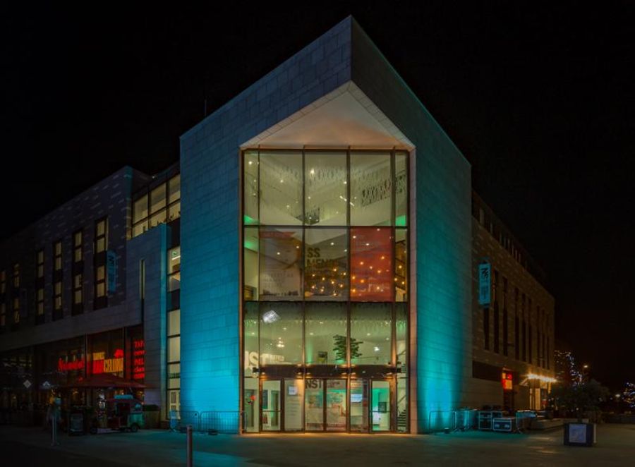 BWW Reviewers Talk Theatre Costs: Tickets, Travel & Accommodation Image