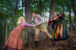 Corrie Stallings, Ashley Fabian, and Marianne Cornetti @ BroadwayWorld Corrie Stallings, Ashley Fabian, and Marianne Cornetti Photo