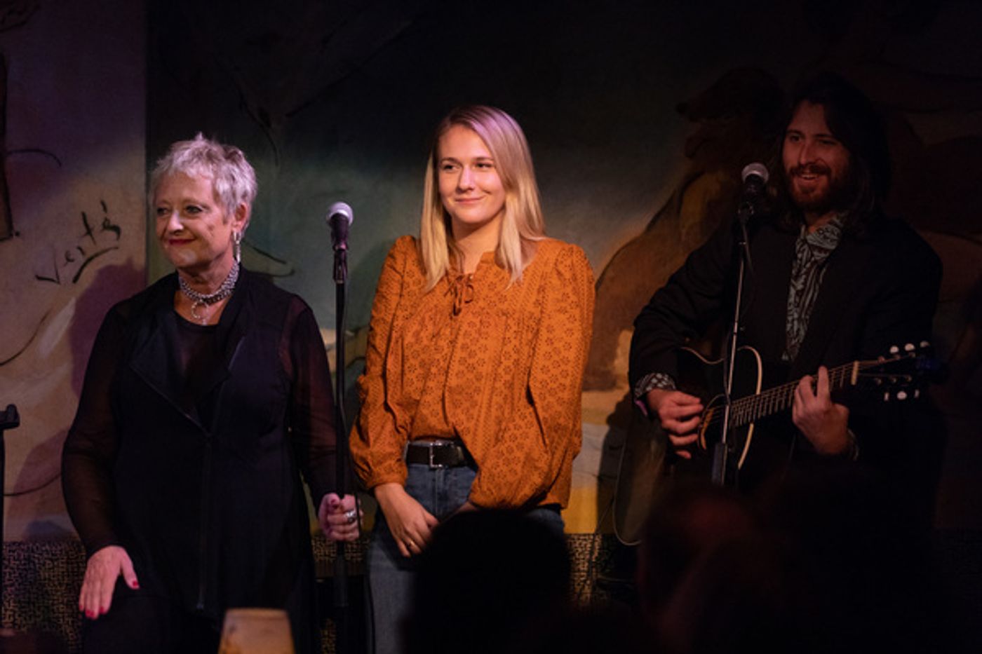 Photo Flash: Michael McDonald Makes Cafe Carlyle Debut!  Image