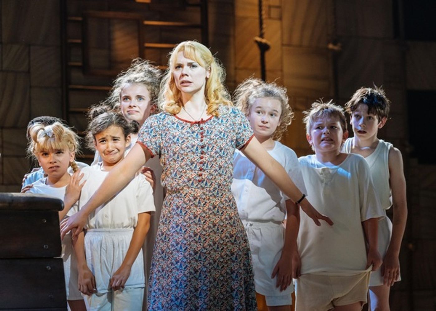 Photo Flash: First Look at Hayden Tee, Gina Beck, and the New Cast of Royal Shakespeare Company's MATILDA  Image
