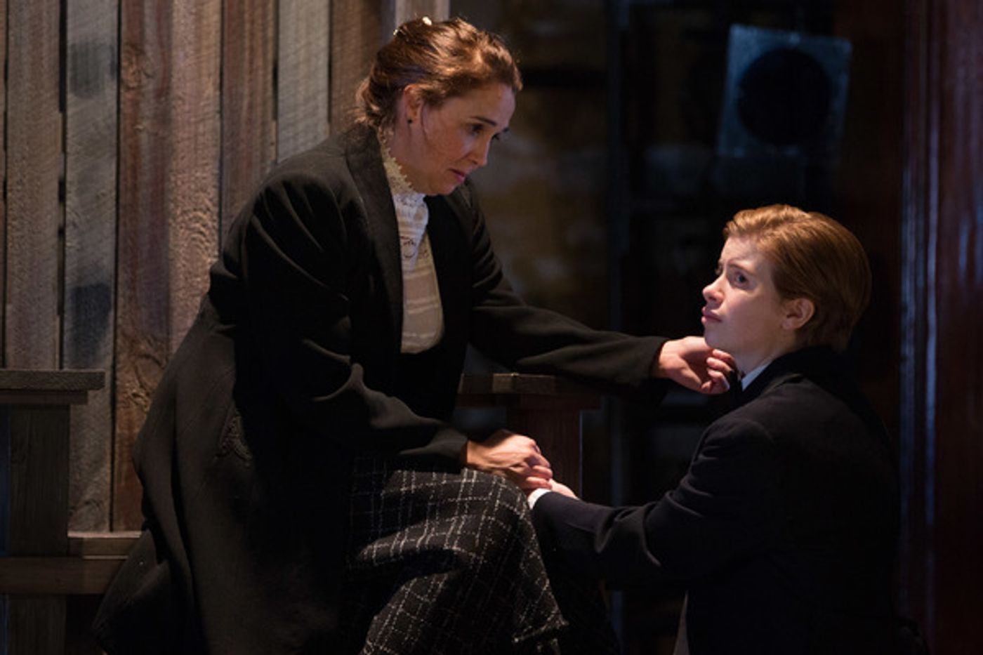 Photo Flash: First Look at Folger Shakespeare's KING JOHN  Image