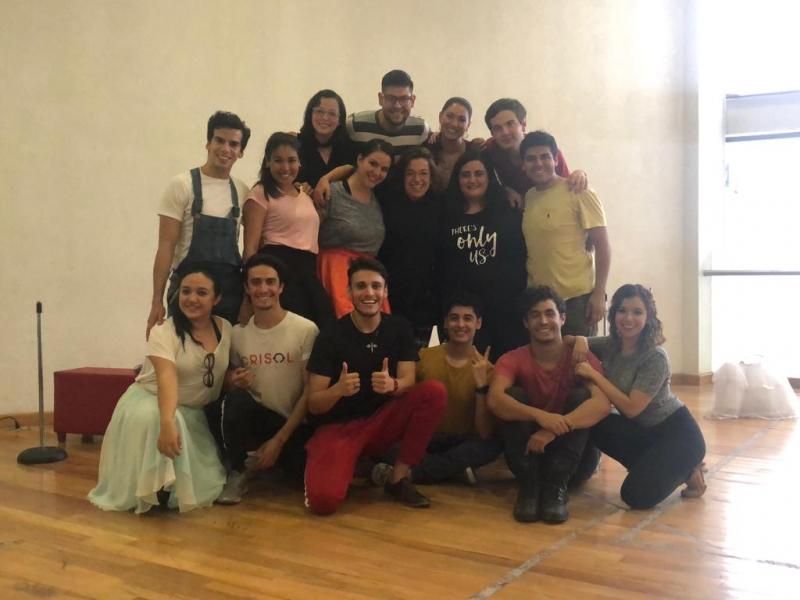 Interview: Coché Celis, Fernanda Medina y Nayeli Salazar de BULE BULE, EL SHOW Guadalajara en el Teatro Vivian Blumenthal Interview: Coché Celis, Fernanda Medina y Nayeli Salazar de BULE BULE, EL SHOW Guadalajara en el Teatro Vivian Blumenthal Image