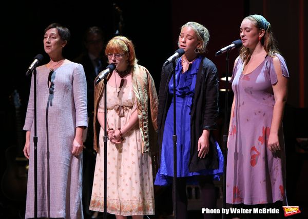 singers: Far left Theresa McCarthy and far right Lily McCarthy Green  Photo