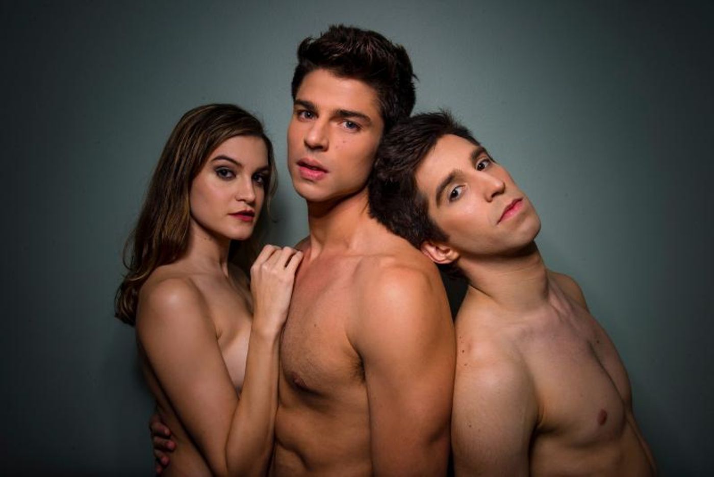 Review: Talking About the Discovery of Sexuality 'na pele' (bare the musical) Opens in Brazil  Image