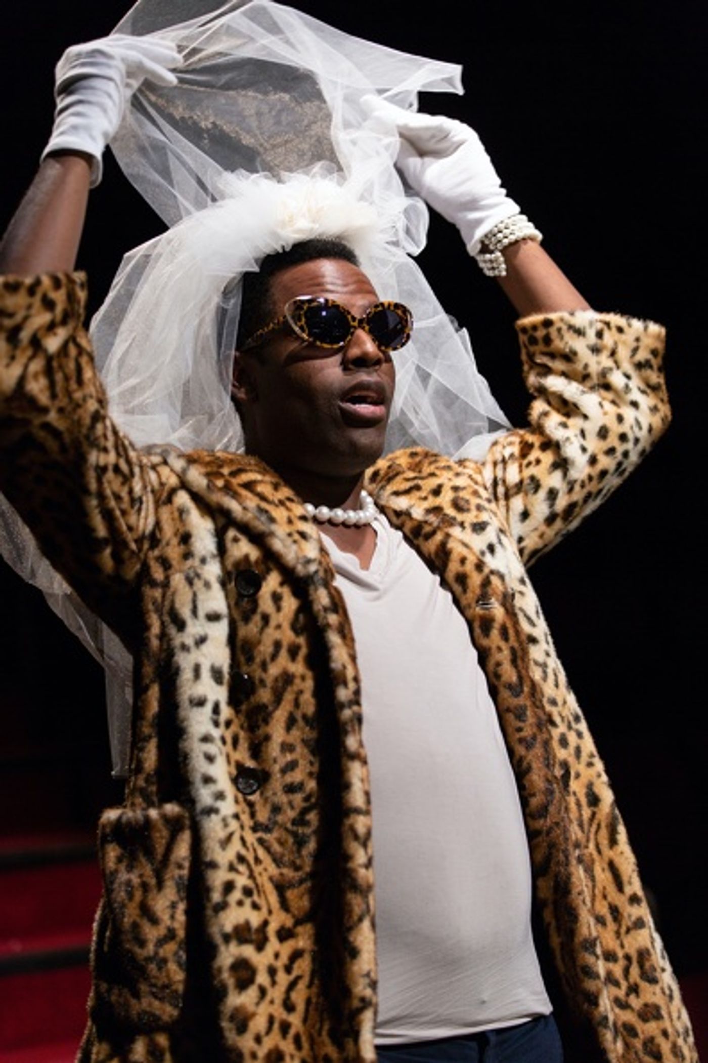 Review: HENRY V at Hartford Stage  Image