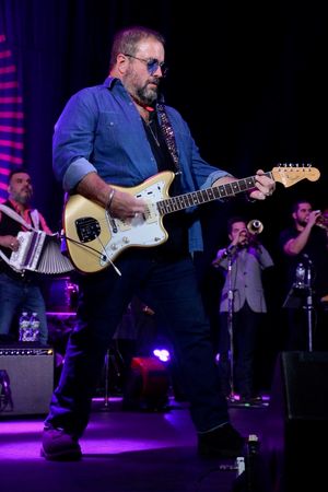 Raul Malo @ BroadwayWorld Raul Malo Photo