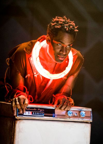 Ako Mitchell Photo