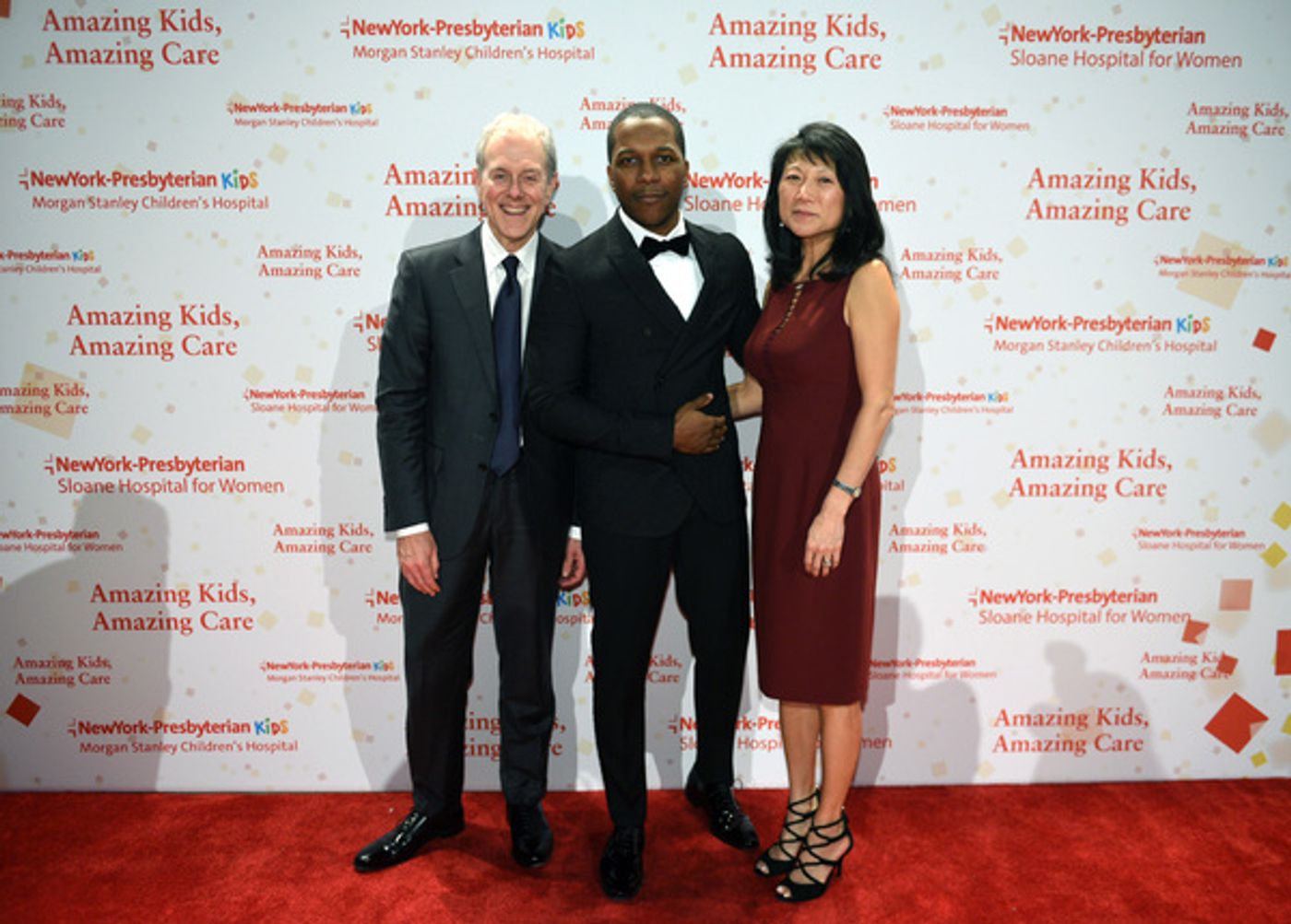 Photo Flash: Leslie Odom, Jr. Performs at NewYork-Presbyterian's Amazing Kids, Amazing Care Dinner  Image
