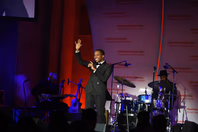 Leslie Odom, Jr. Photo