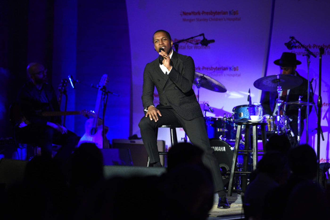 Photo Flash: Leslie Odom, Jr. Performs at NewYork-Presbyterian's Amazing Kids, Amazing Care Dinner  Image