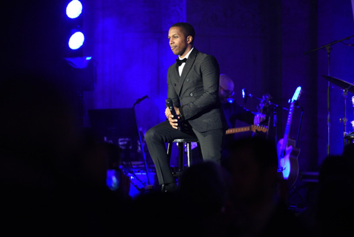 Photo Flash: Leslie Odom, Jr. Performs at NewYork-Presbyterian's Amazing Kids, Amazing Care Dinner  Image