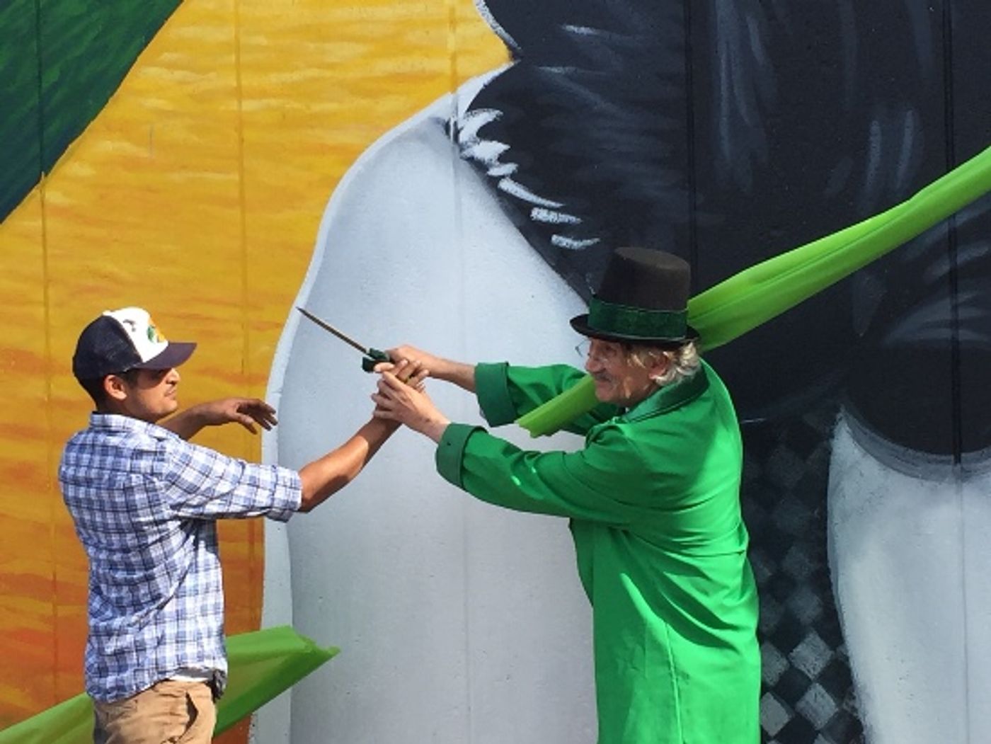 Theatre West and Artist Levi Ponce Celebrate Judy Garland in New Mural  Image