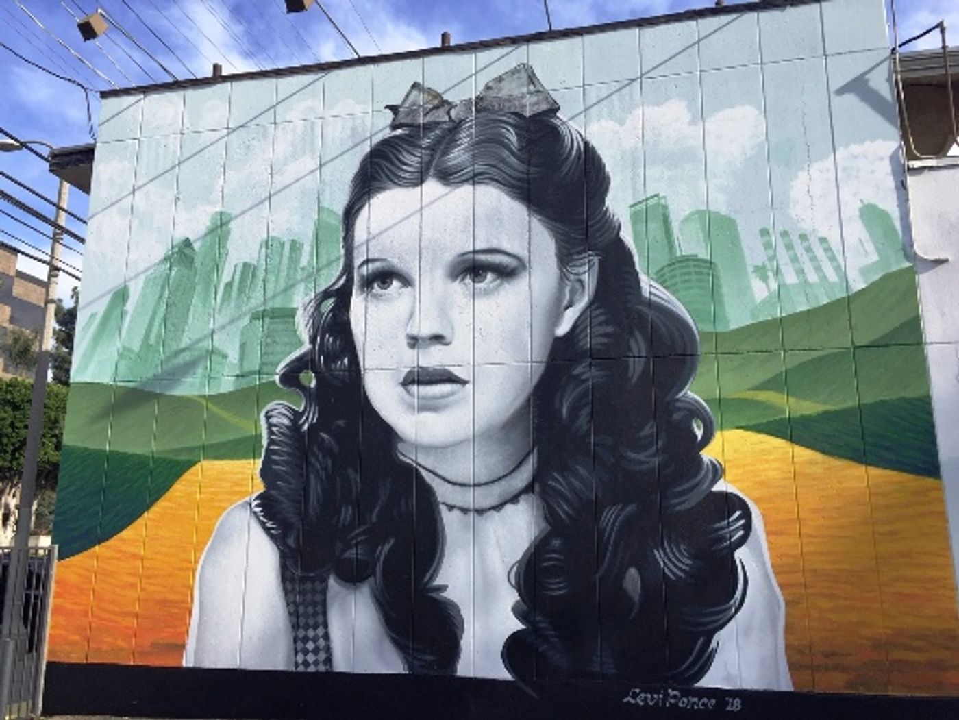 Theatre West and Artist Levi Ponce Celebrate Judy Garland in New Mural  Image