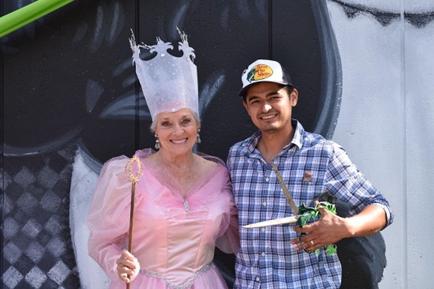 Theatre West and Artist Levi Ponce Celebrate Judy Garland in New Mural  Image