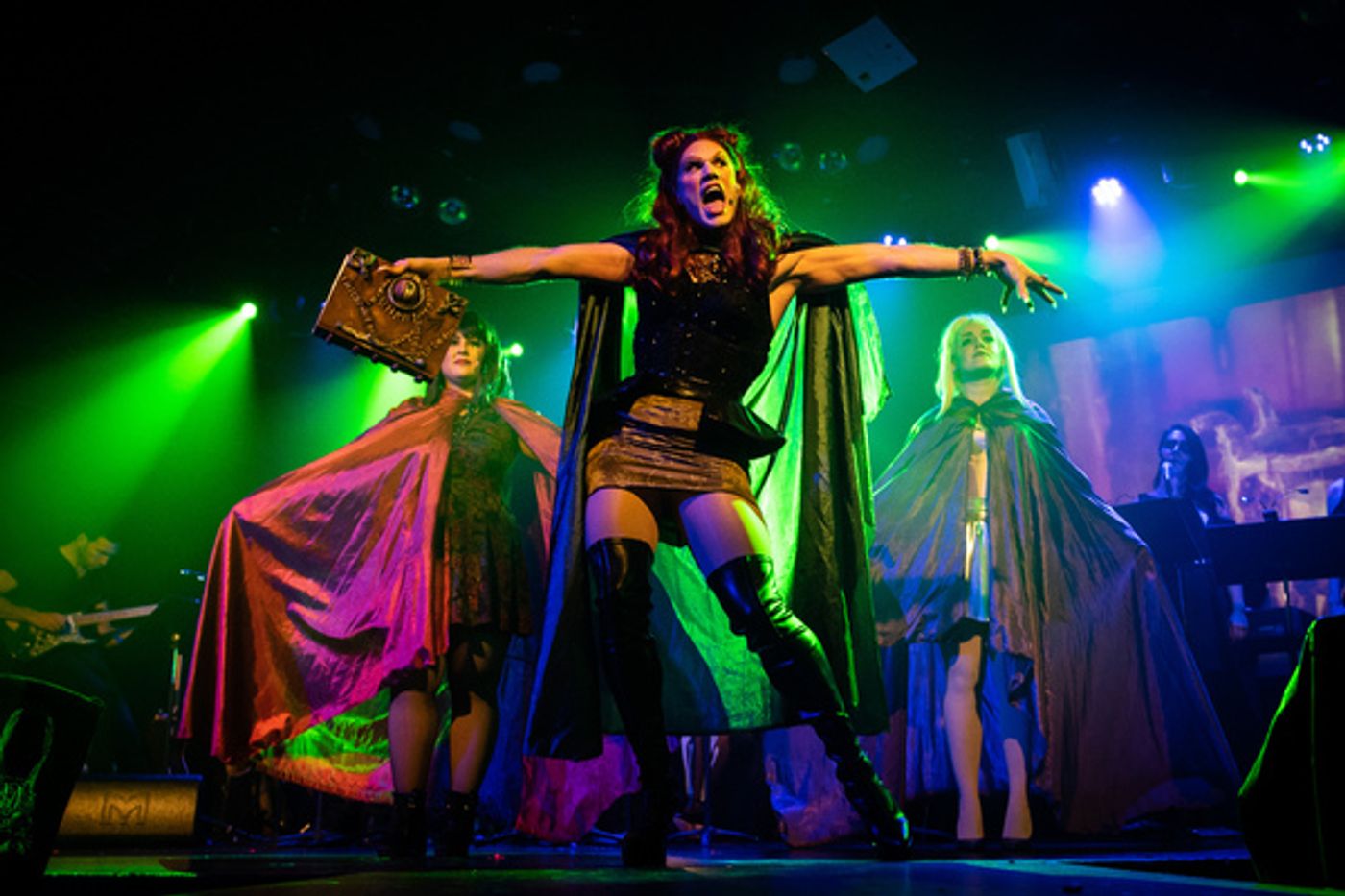 Photo Flash: The Witch Is Back! Go Inside I PUT A SPELL ON YOU: THE RETURN OF THE SANDERSON SISTERS Photo Flash: The Witch Is Back! Go Inside I PUT A SPELL ON YOU: THE RETURN OF THE SANDERSON SISTERS Image