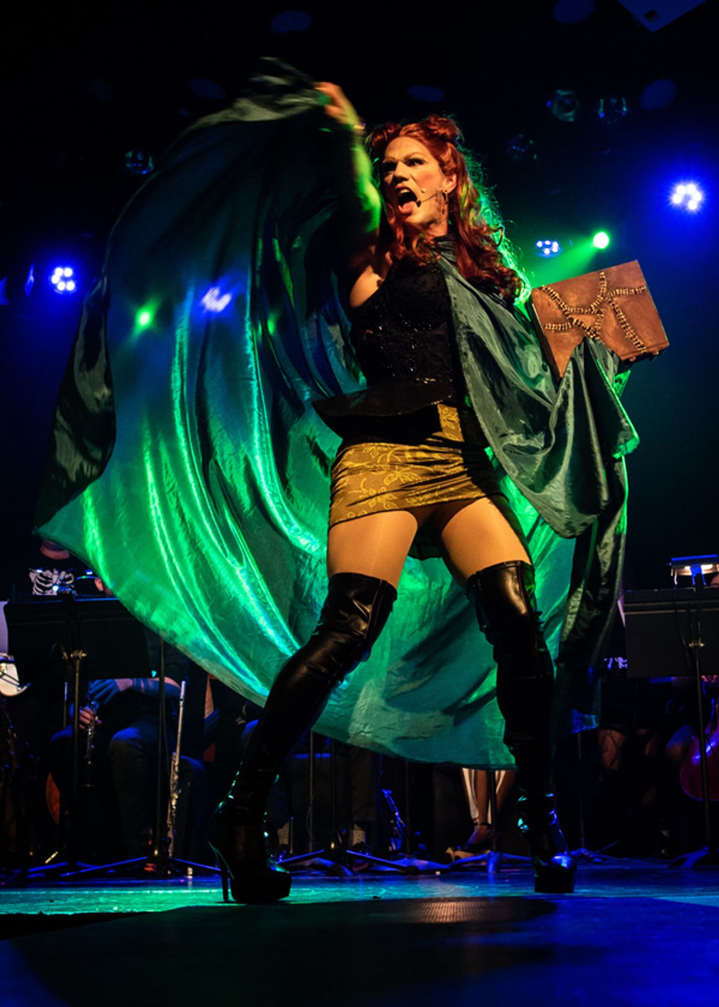 Photo Flash: The Witch Is Back! Go Inside I PUT A SPELL ON YOU: THE RETURN OF THE SANDERSON SISTERS Photo Flash: The Witch Is Back! Go Inside I PUT A SPELL ON YOU: THE RETURN OF THE SANDERSON SISTERS Image