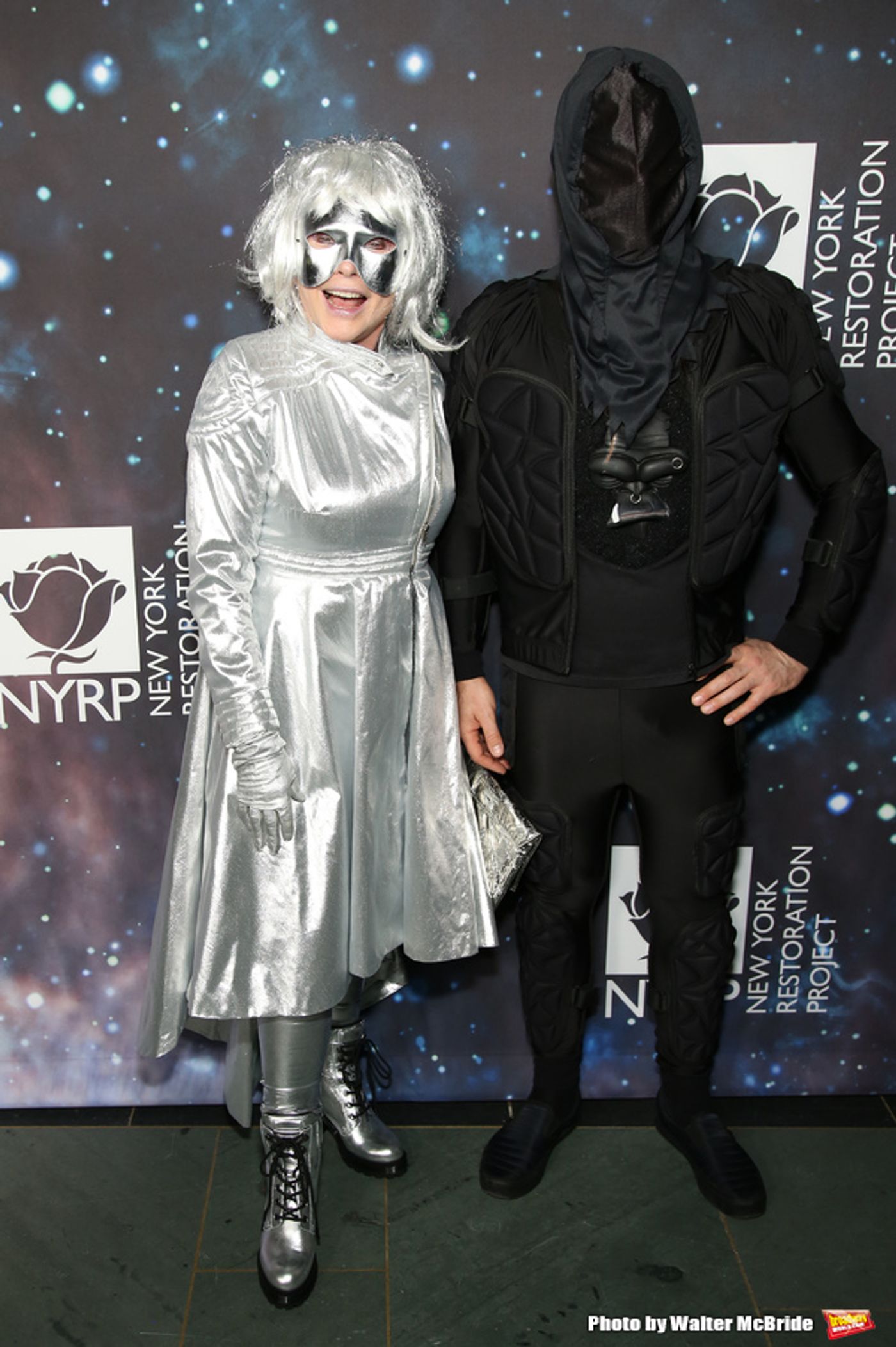 Photo Coverage: Inside Bette Midler's Annual HULAWEEN - 'In the Cosmos'  Image