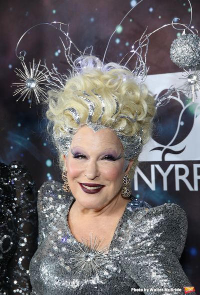Bette Midler Photo