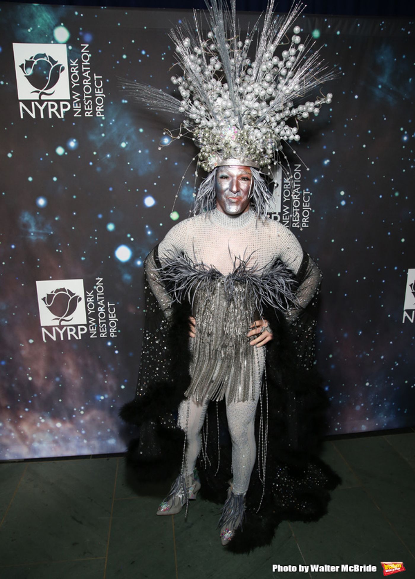 Photo Coverage: Inside Bette Midler's Annual HULAWEEN - 'In the Cosmos'  Image