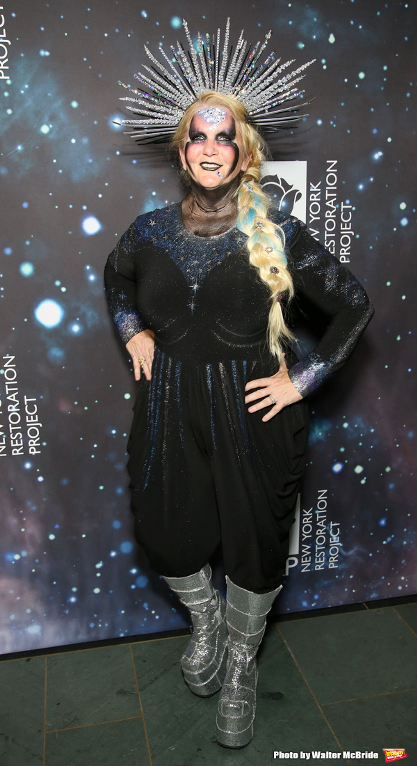 Photo Coverage: Inside Bette Midler's Annual HULAWEEN - 'In the Cosmos'  Image