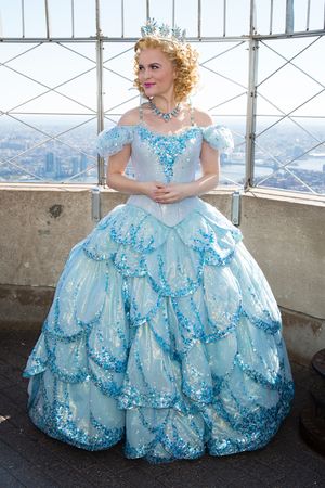 Amanda Jane Cooper @ BroadwayWorld Amanda Jane Cooper Photo