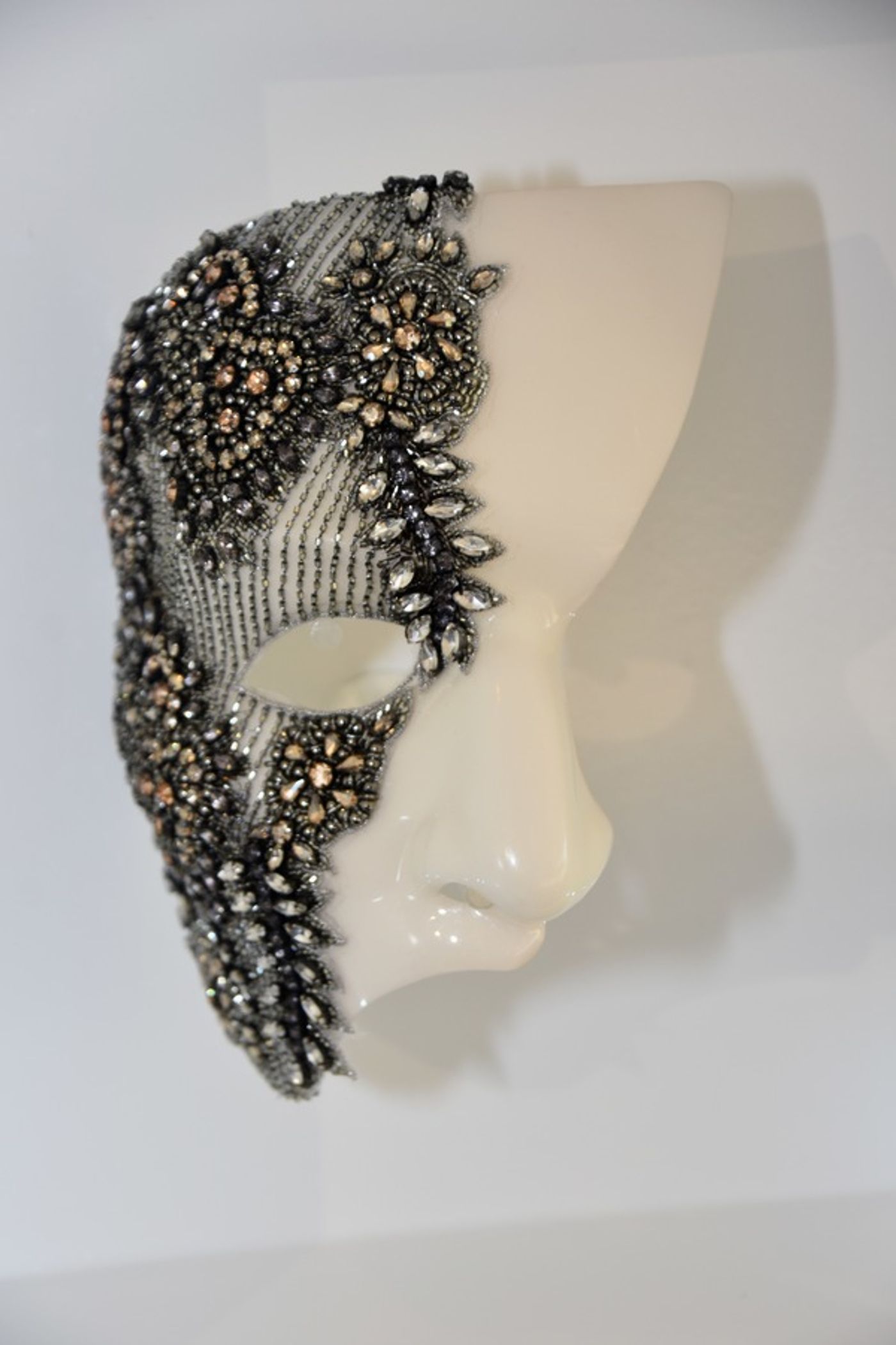 Photo Coverage: 30 Designers Show Off PHANTOM OF THE OPERA Masks  Image