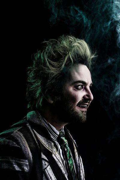 Alex Brightman Photo