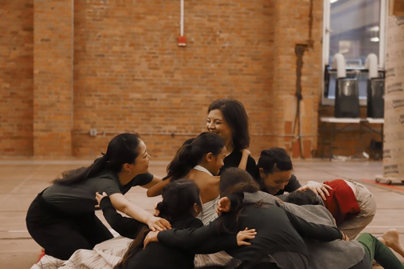 Photo Coverage: Getting To Know The Cast of THE KING AND I National Tour!  Image