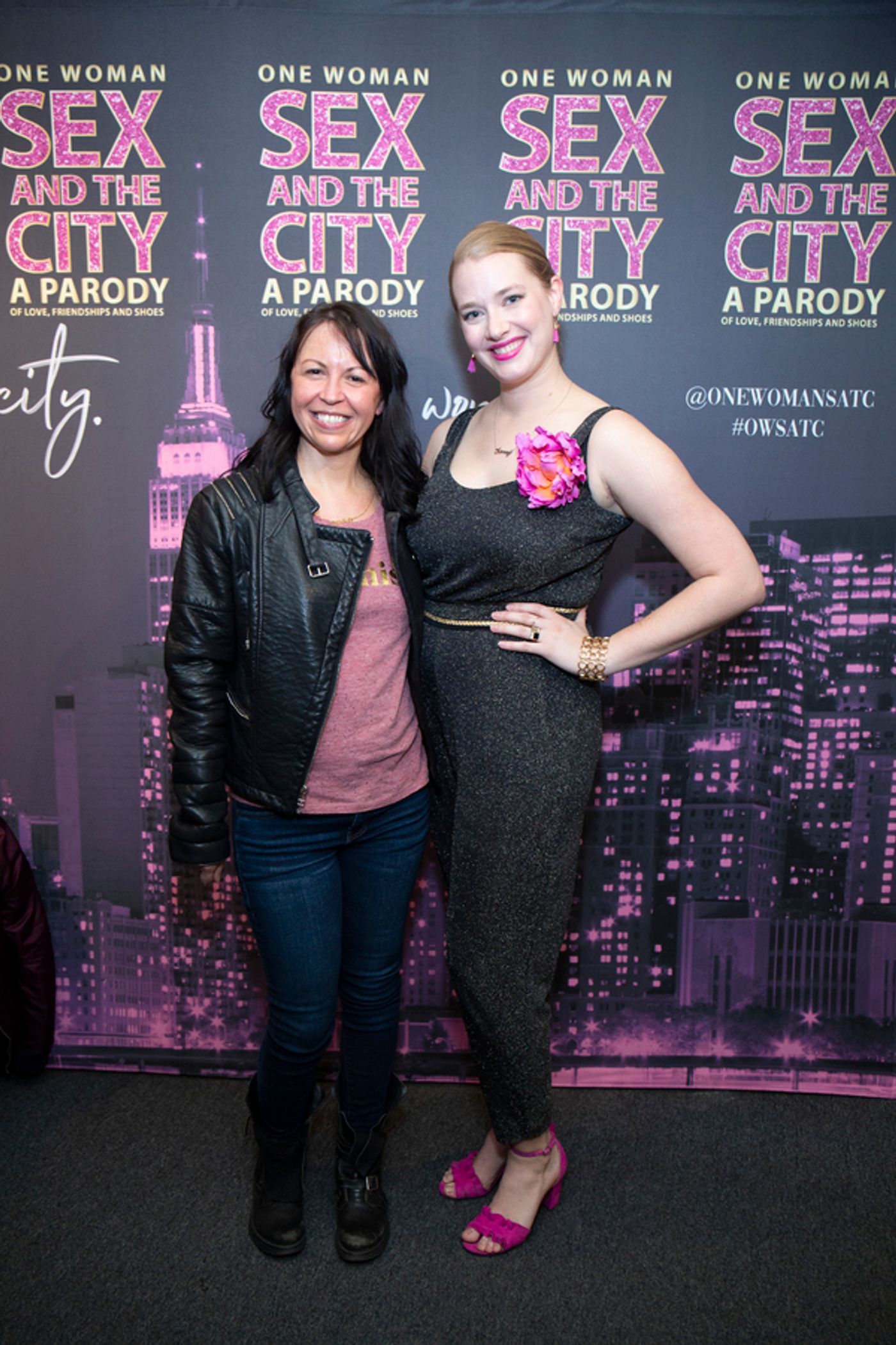 Photo Flash: Jennifer Keishin Armstrong Signs 'Sex and the City and Us' Book at ONE WOMAN SEX AND THE CITY  Image