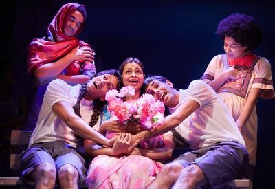 Ayesha Dharker, Nenda Neurer, Karl Queensborough, Sid Sagar, Assad Zaman Photo