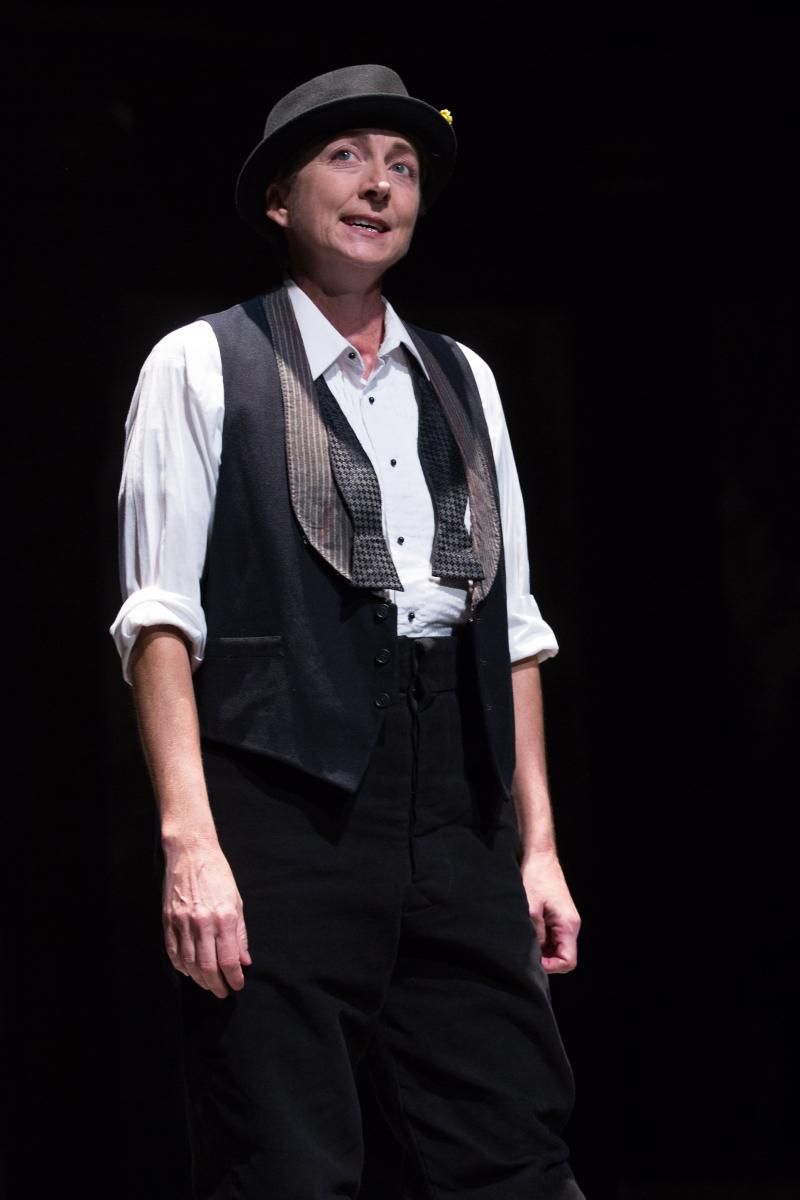 Review: Thought-Provoking and Stunning KING JOHN at Folger Theatre  Image