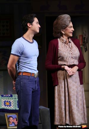 Michael Hsu Rosen and Mercedes Ruehl @ BroadwayWorld Michael Hsu Rosen and Mercedes Ruehl Photo
