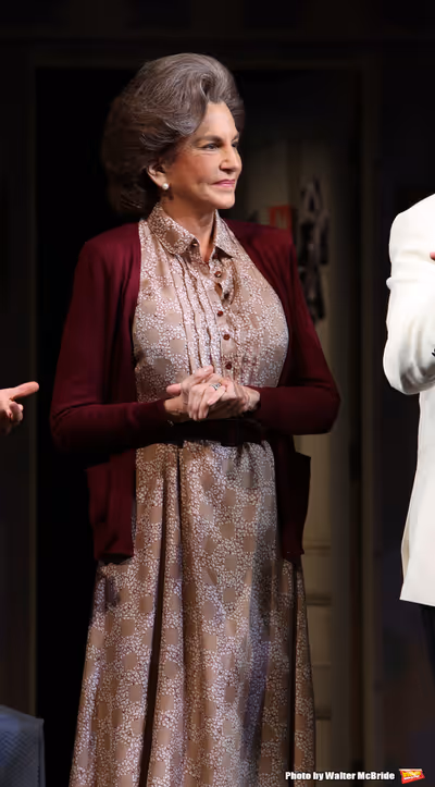 Mercedes Ruehl   Photo
